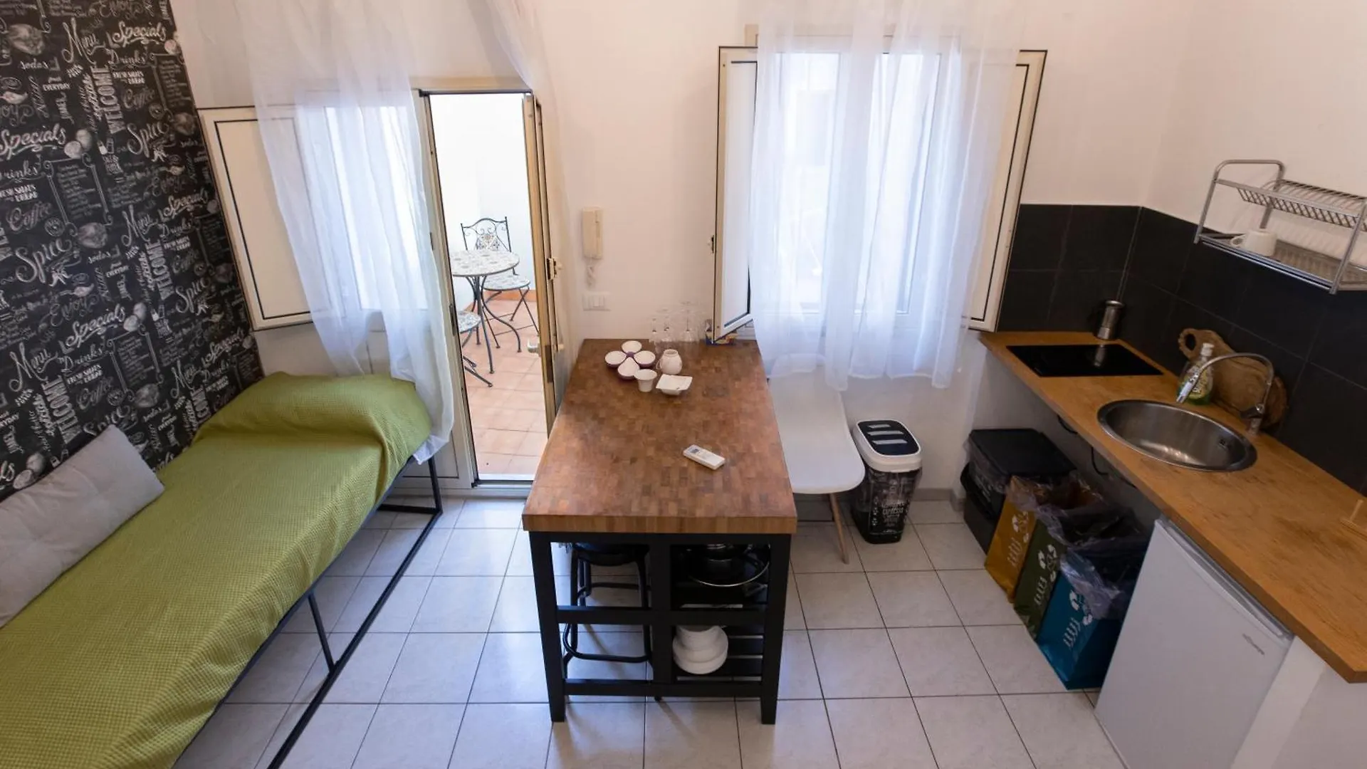 Privatunterkunft Ferienwohnung 3D House Catania Centro